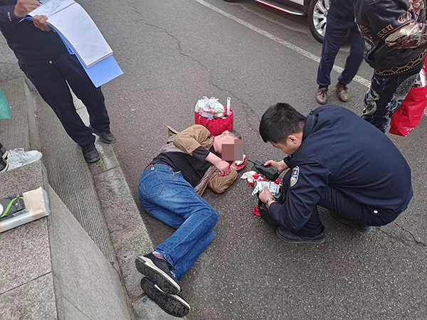 4f04327919bc45138a4ebae43e8a82ff.jpg